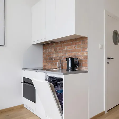 Daire Turquoise Studio With Balcony & Air Conditioning By Renters Krakow